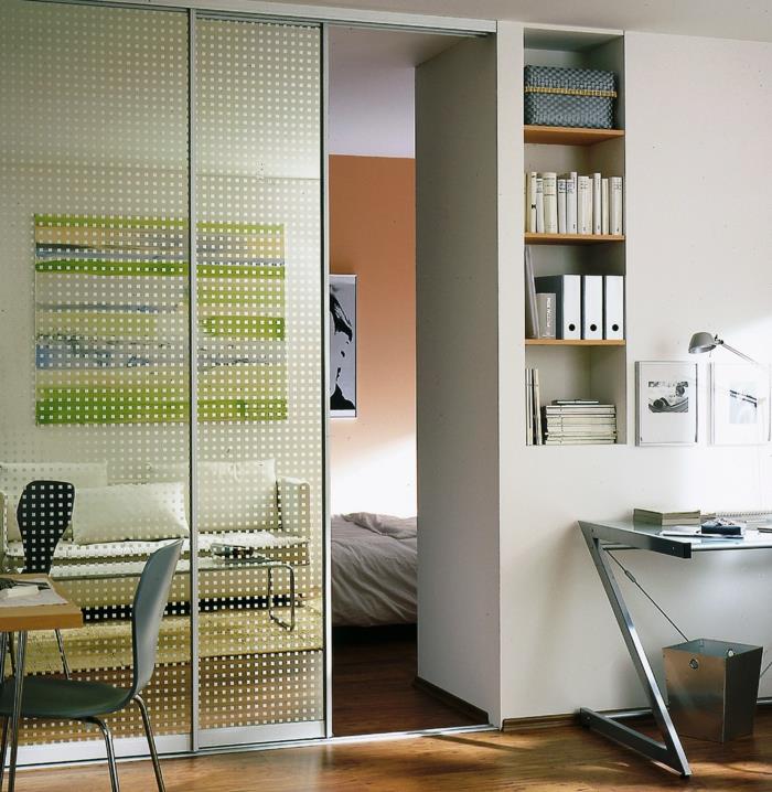εσωτερική διακόσμηση δωματίων συρόμενες γυάλινες πόρτες υπνοδωμάτιο γραφείου στο σπίτι