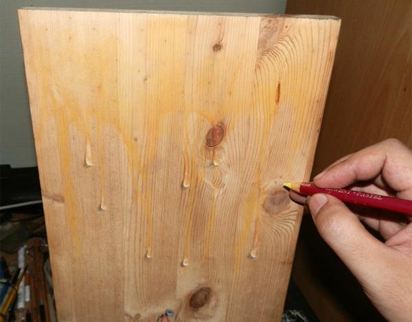 ρεαλιστικά σχέδια πλάκας σε ξύλινες σταγόνες