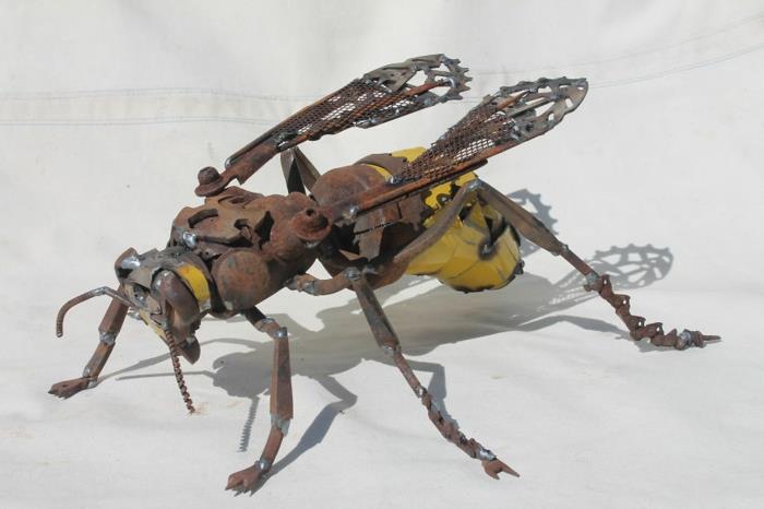 ανακύκλωση tinker μεταλλικό έντομο φιγούρα τέχνη σφήκα