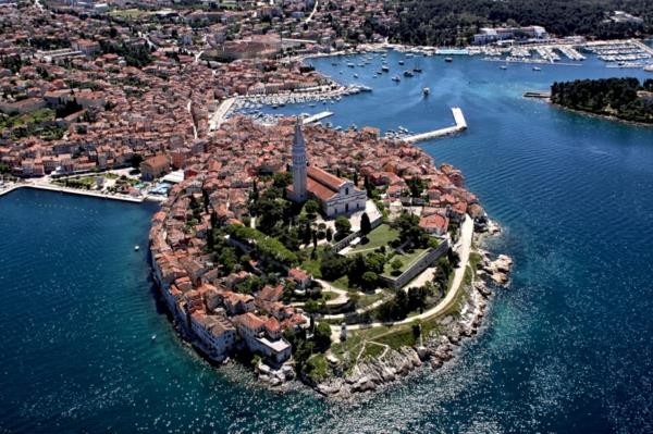 ταξίδι στην κροατία rovinj από ψηλά