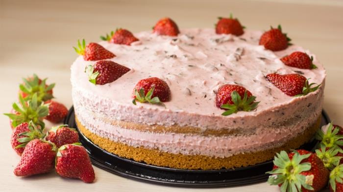 συνταγές με φράουλες φράουλα τιραμισού φράουλα κρέμα κέικ2