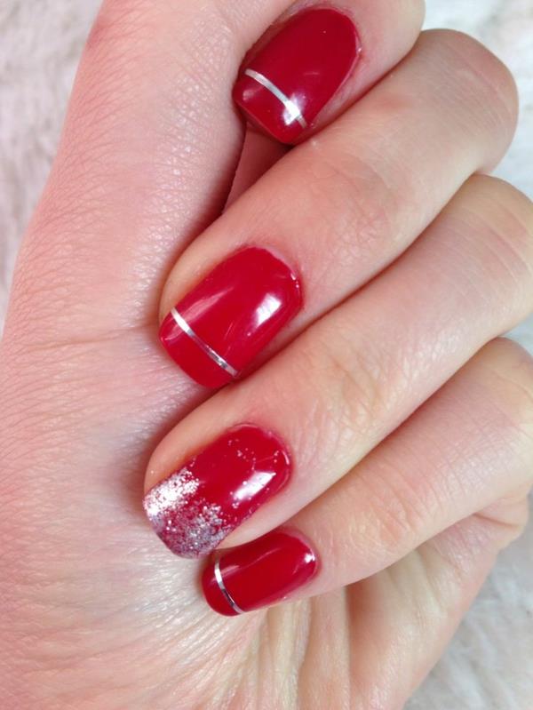 κόκκινα τζελ νύχια για Χριστούγεννα κόκκινα νύχια μοτίβα ασημί