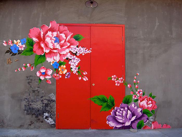 κόκκινες πόρτες σπιτιού ζωγραφίζουν μοντέρνες πόρτες σπιτιού λουλούδι μοτίβο