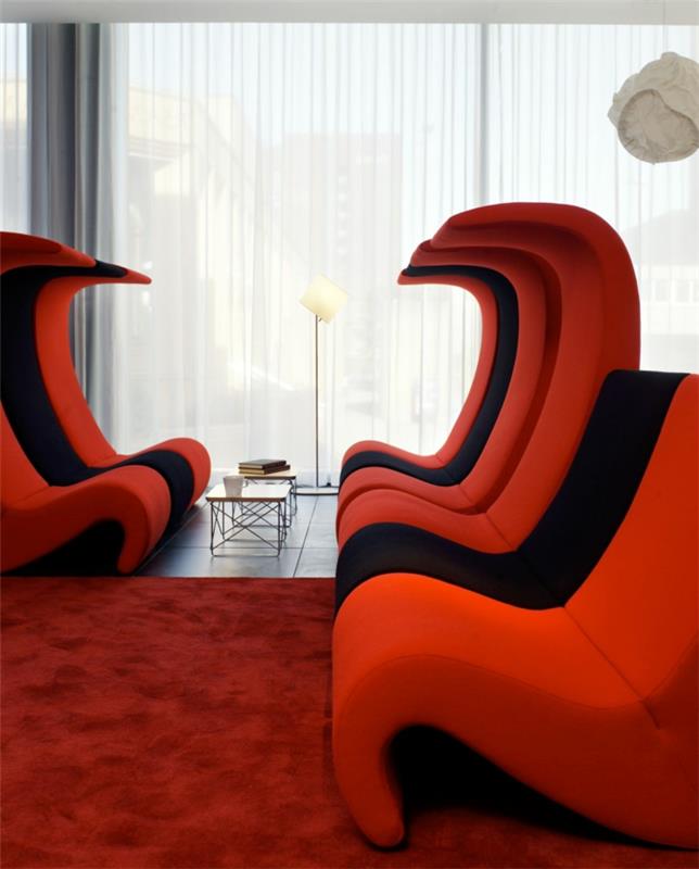 κόκκινοι καναπέδες σαλόνι ασυνήθιστο έπιπλο κόκκινο μαύρο κόκκινο χαλί