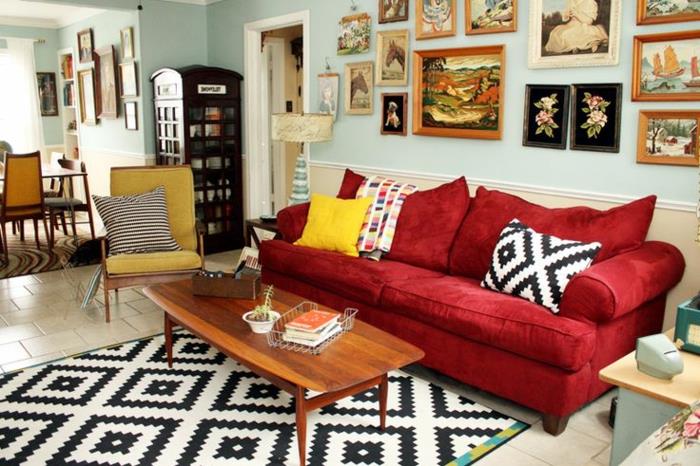 κόκκινοι καναπέδες σαλόνι σαλόνι χαλί γεωμετρικό μοτίβο