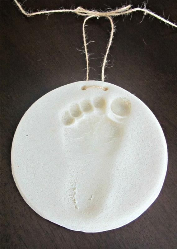 ιδέες για αλμυρή ζύμη εκτύπωση ποδιών από αλμυρή ζύμη
