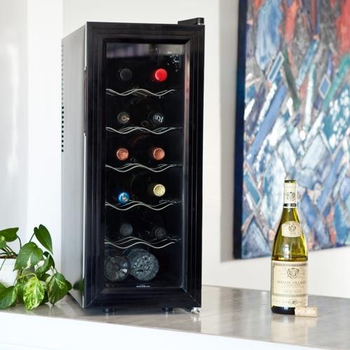 κομψά ράφια κρασιού και βάση ψυγείου koolatron