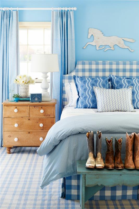υπνοδωμάτιο μπλε καρό μοτίβο ρουστίκ πάγκος κρεβατοκάμαρας ρίξτε μαξιλάρια