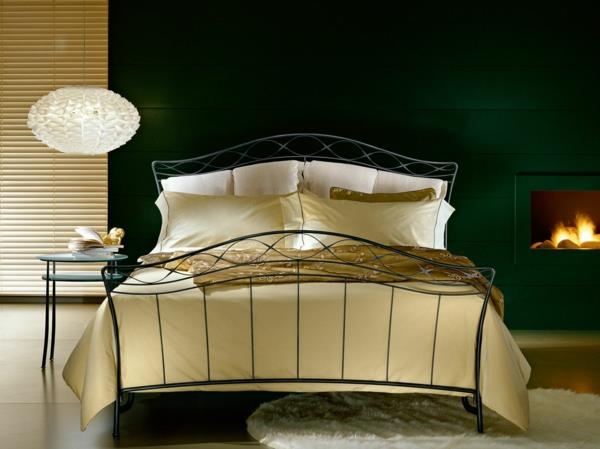 υπνοδωμάτιο σχεδιασμός κομψό μεταλλικό κρεβάτι μαύρο κρεβάτι πλαίσιο πολυέλαιος τζάκι αρχικά προϊόντα