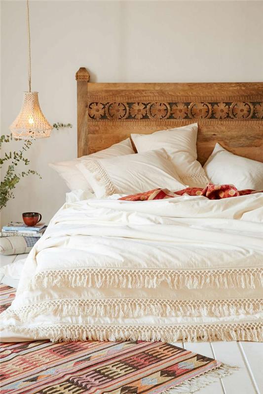 κρεβατοκάμαρα σχεδιασμός ξύλινα γλυπτά κεφαλάρι διπλό κρεβάτι λευκά λινά franzen