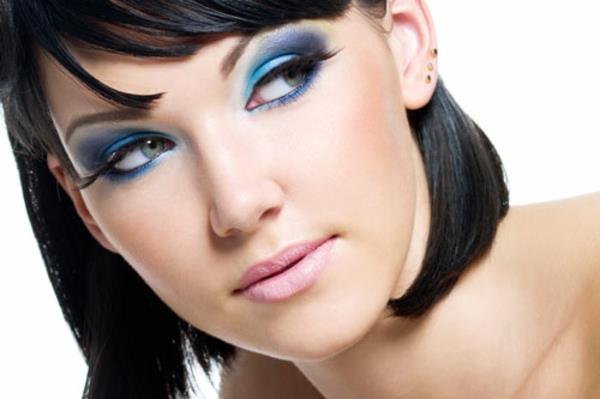 συμβουλές μακιγιάζ μαύρα μαλλιά μάτια φυσικό μακιγιάζ μπλε