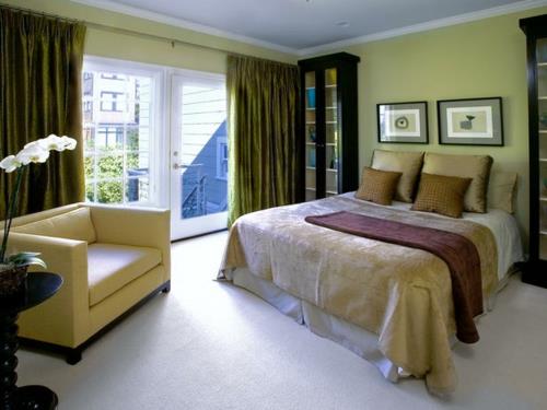 όμορφη παλέτα χρωμάτων στο σπίτι υπνοδωμάτιο διπλό κρεβάτι άνετο