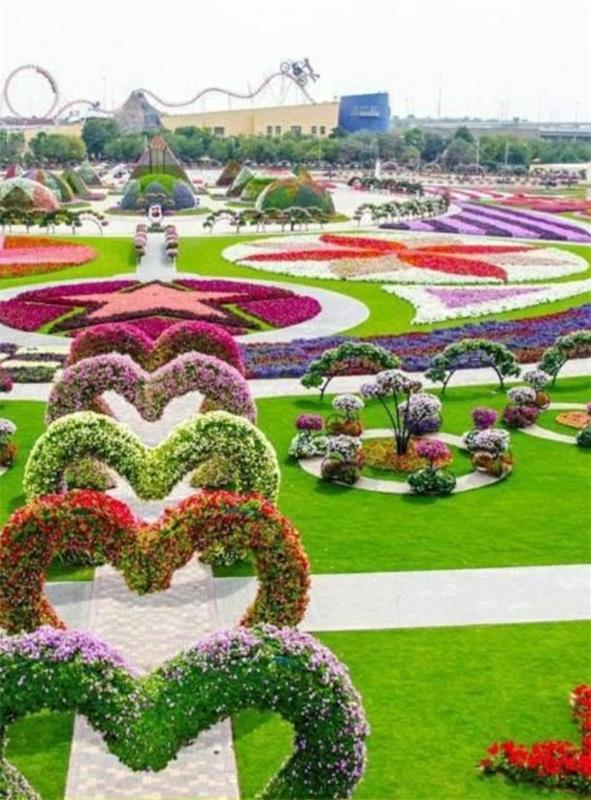 όμορφες εικόνες σχεδιασμού κήπου στο Ντουμπάι