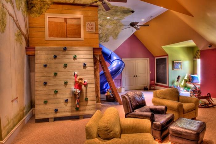 όμορφες ιδέες διαβίωσης για πιο πολυτελή παιδικά δωμάτια με αναρριχητικό τοίχο