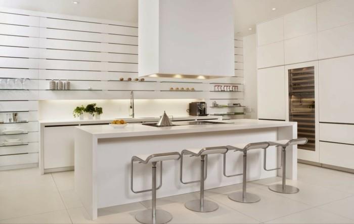 όμορφες ιδέες διαβίωσης μινιμαλιστική κουζίνα σε λευκό με μοντέρνο φωτισμό