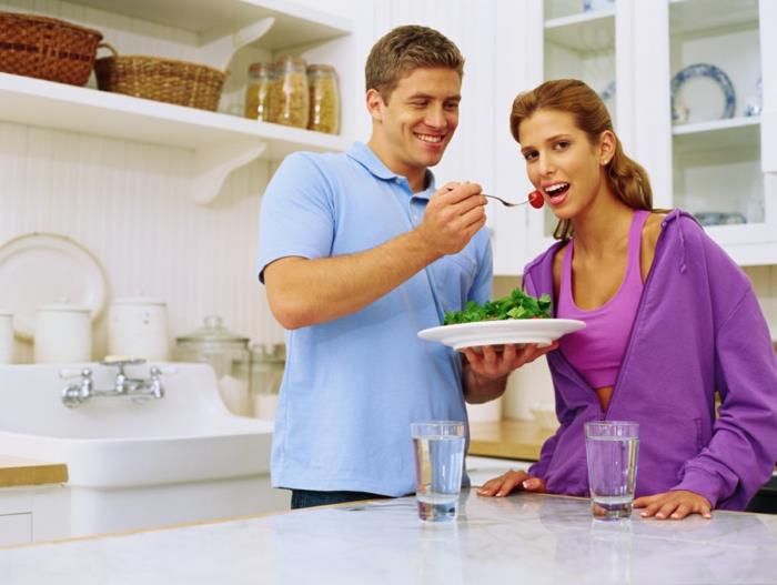 Χάστε βάρος γρήγορα και υγιεινά, μαγειρέψτε καλά, φάτε μαζί, σαλάτες, πιείτε νερό