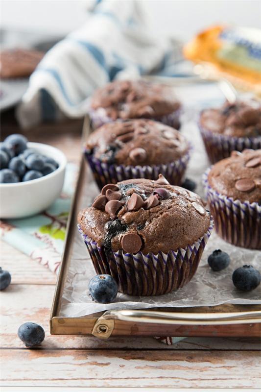 σοκολάτα muffins βατόμουρου