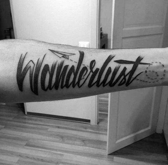 Γράμματα ιδέες για τατουάζ wanderlust