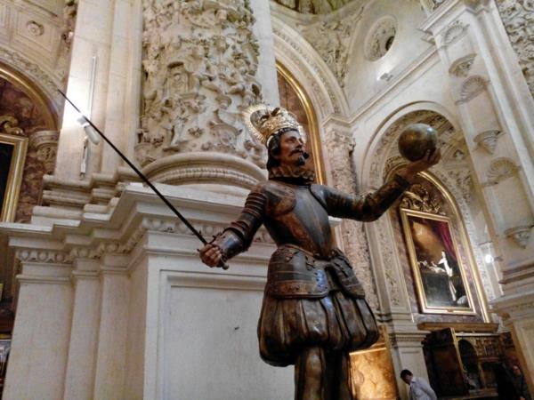 καθεδρικό ναό της Σεβίλλης άγαλμα santa maria de la sede columbus