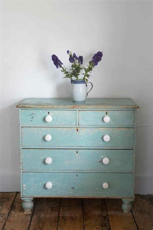 Φτιάξτε shabby chic μόνοι σας διακοσμήστε μπλε τουαλέτες σε γαλάζιο χρώμα