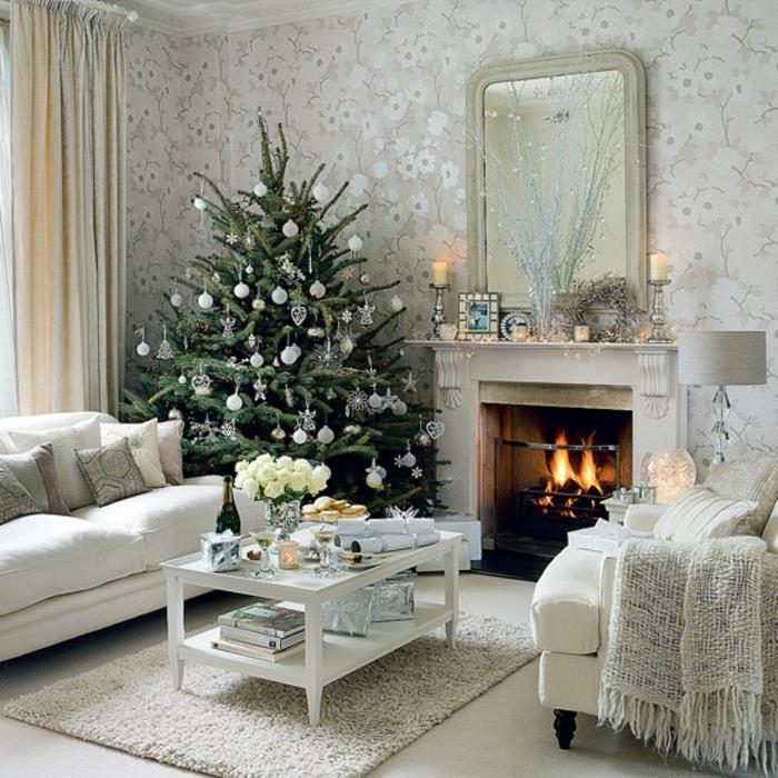 shabby chic σαλόνι ιδέες επίπλωση τραπεζάκι σαλονιού vintage ταπετσαρία floral χριστουγεννιάτικο δέντρο