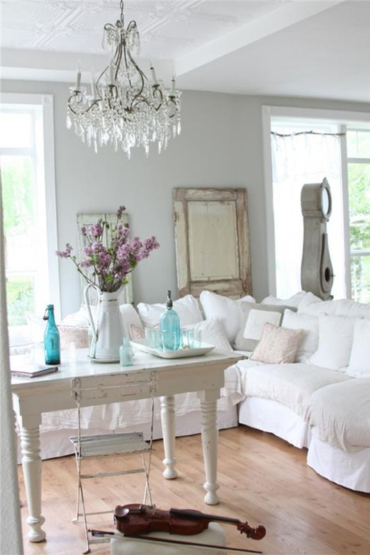 shabby chic σαλόνι λευκός γωνιακός καναπές ξύλου τόνους τραπέζι διακοσμήσεις λουλούδια