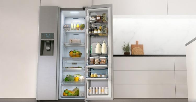 πλάι -πλάι ψυγείο Αμερικάνικα ψυγεία ντουλάπια κουζίνας λευκά