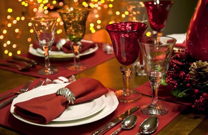 ντεκο ιδεες πρωτοχρονιάτικο πάρτι διακόσμηση τραπέζι διακόσμηση silvesteer Πρωτοχρονιά κομψό