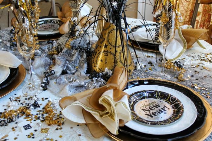 ντεκο ιδεες Πρωτοχρονιάτικο πάρτι διακόσμηση τραπέζι διακόσμηση silvesteer Πρωτοχρονιάτικο τραπέζι παραμονής χρυσό χρυσό