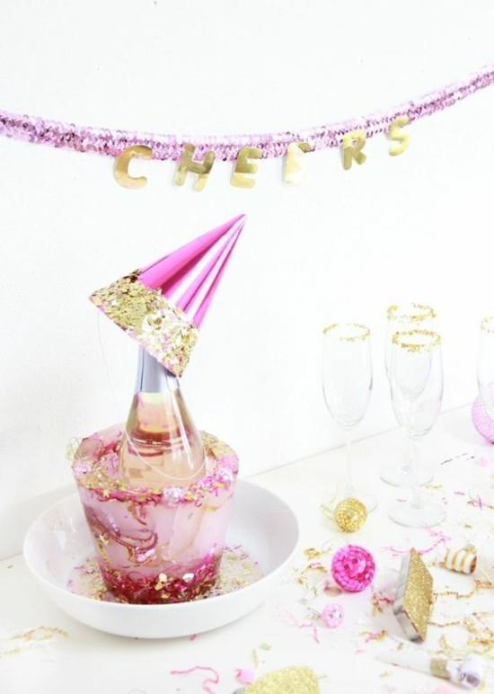 Πρωτοχρονιάτικο πάρτι φτιάξτε τη δική σας σαμπάνια πιο δροσερή από πάγο