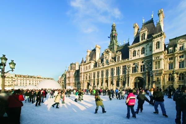 Πρωτοχρονιάτικο ταξίδι στο Παρίσι πατινάζ στον πάγο