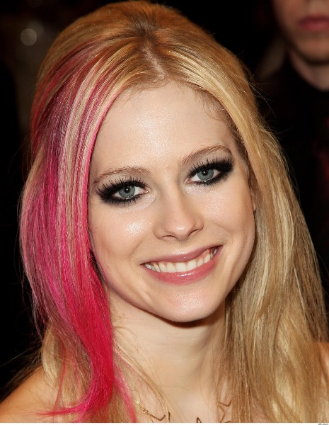 avril lavigne göz makyajı