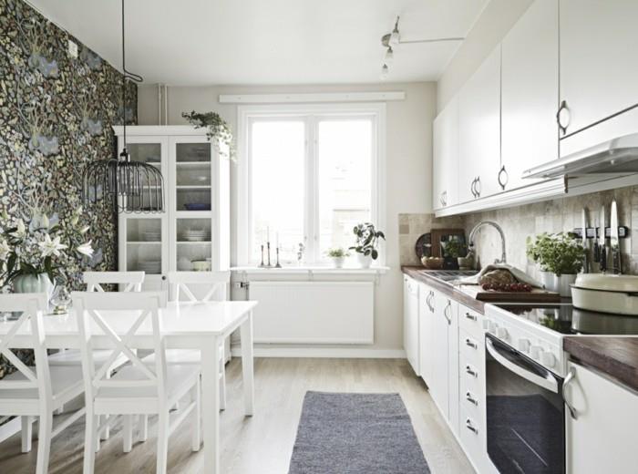Σκανδιναβική επίπλωση σχεδιασμού κουζίνας όμορφη ταπετσαρία γκρι χαλί δρομέας