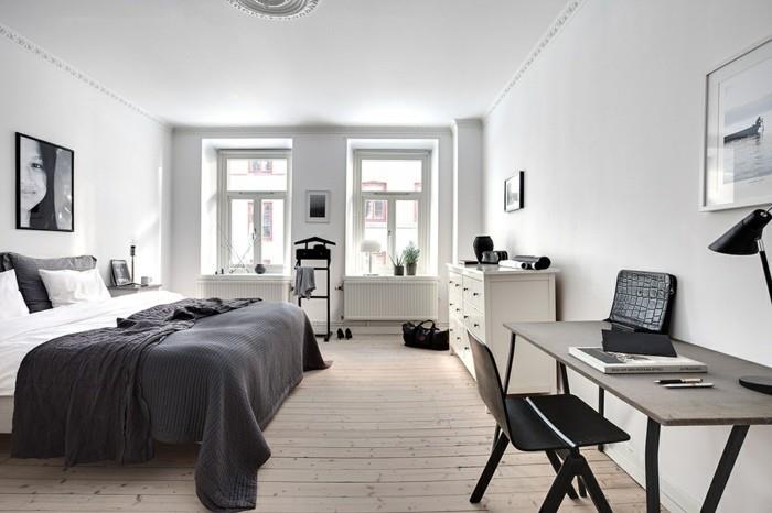 σκανδιναβικό ζωντανό ξύλινο πάτωμα λευκοί τοίχοι κομψά κλινοσκεπάσματα