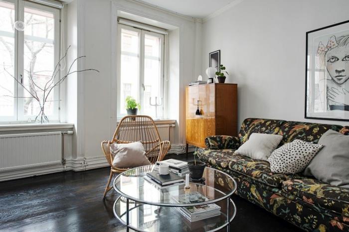 σκανδιναβικό μικρό διαμέρισμα σκανδιναβικής επίπλωσης καναπές στρογγυλό γυάλινο τραπέζι μπαμπού καρέκλα ρετρό ντουλάπα