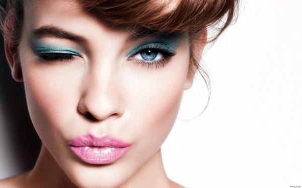 smokey eyes make-up γαλάζιο