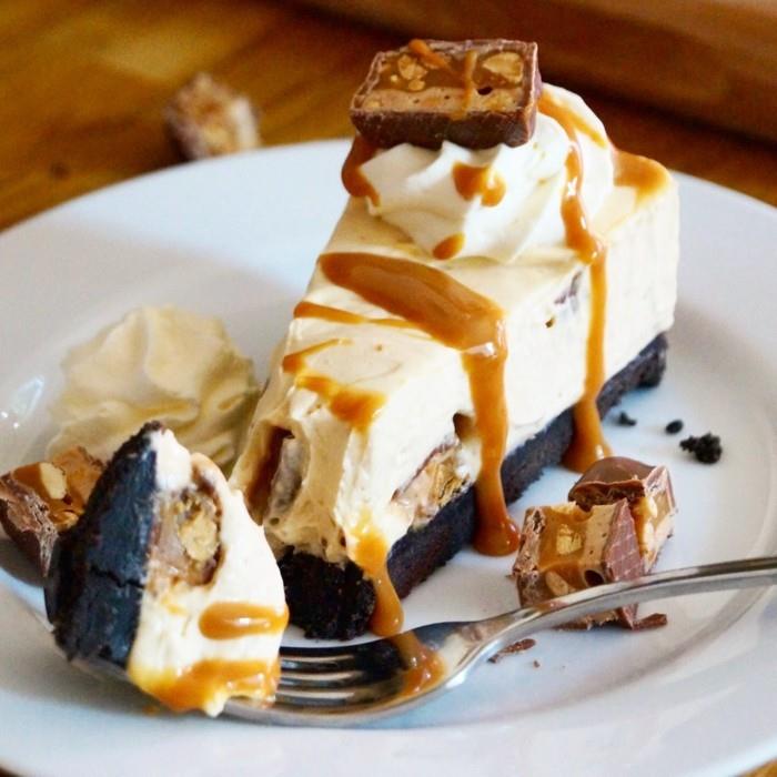 snickers cheesecake χωρίς ψήσιμο