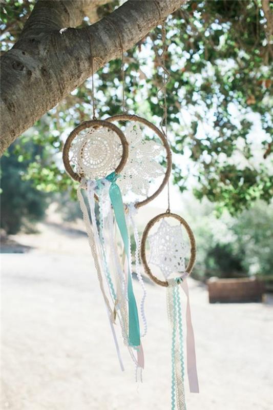 καλοκαιρινό πάρτι διακόσμηση ιδέες κήπου boho chic στυλ άνεμος κουδουνίσματα δαντέλα υφάσματα