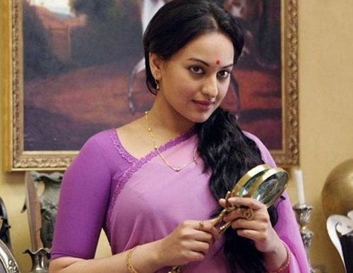 Sonakshi Sinha Lootera Saree