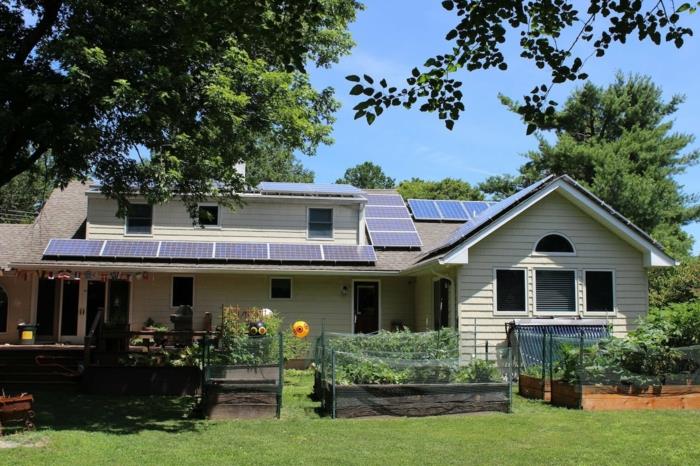 ηλιακή ενέργεια μηδενική ενέργεια εξοχική κατοικία