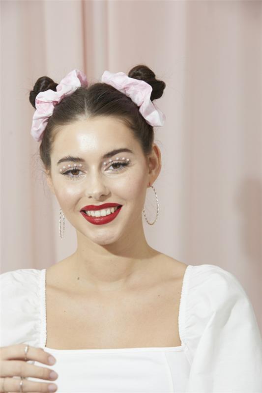 space buns festival trend trend hairstyle 2021