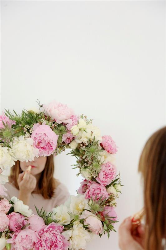 καθρέφτης-στολίζουν-ιδέες-λουλούδια-ρομαντικά