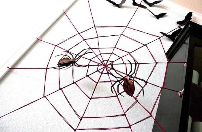 Φτιάξτε τους δικούς σας ιστούς αράχνης με αράχνες για τις Απόκριες