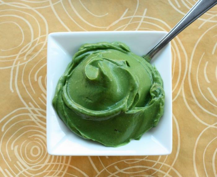 σπιρουλίνα φύκια υγιεινή διατροφή superfood προετοιμασία γλάσο πουτίγκας