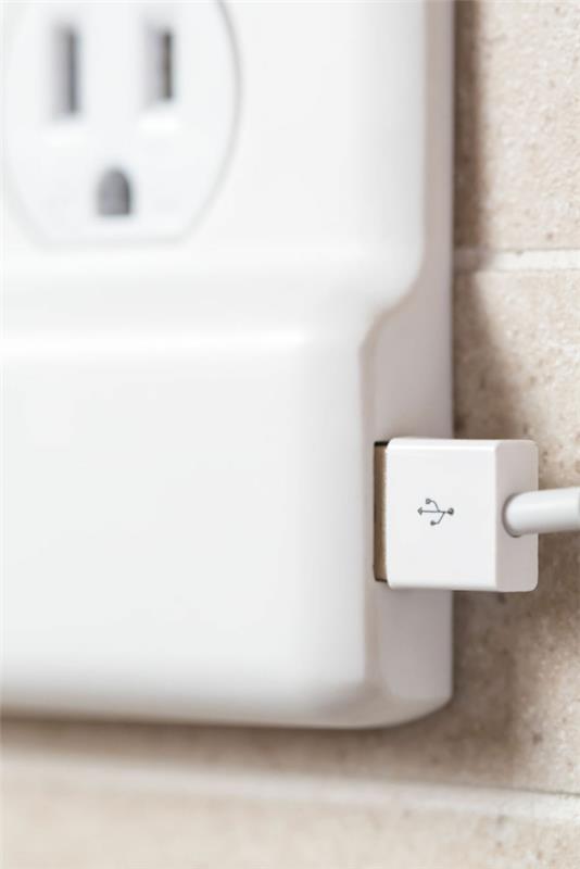 υποδοχή και φορτιστής USB gadget SnapPower Charger