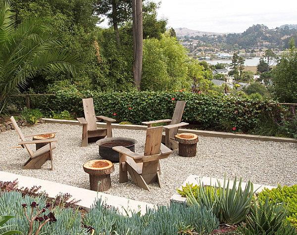 καλαίσθητες καρέκλες κήπου από φυσικό ξύλο και κορμούς δέντρων