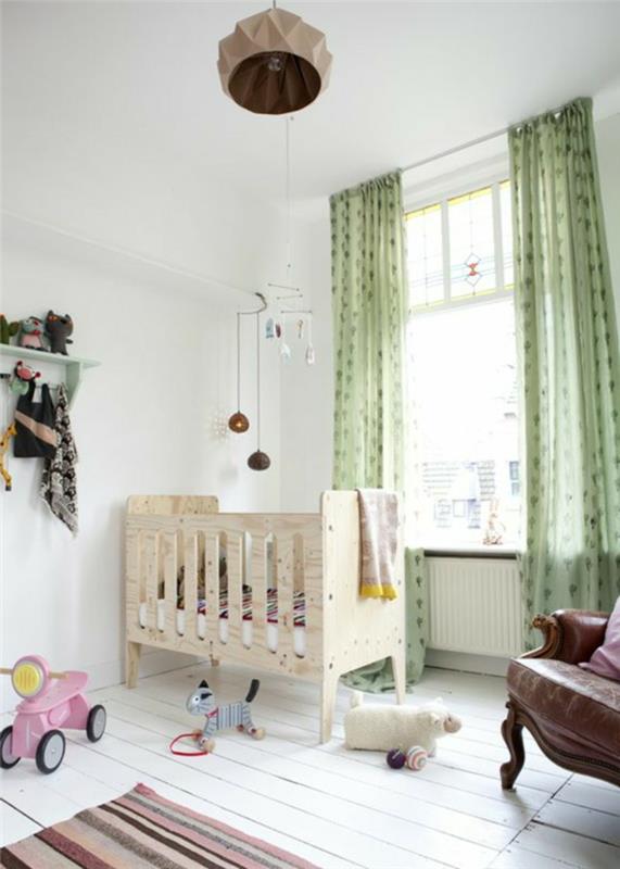 υφασμάτινα δείγματα συνδυάζουν παιδικό δωμάτιο φρέσκες κουρτίνες ριγέ χαλί λευκοί τοίχοι
