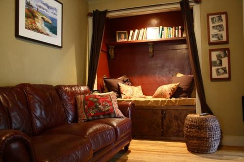 Παραθαλάσσιο σπίτι γεμάτο υπαίθρια αγορά βρίσκει πολυτελή δερμάτινο καναπέ πολυθρόνας