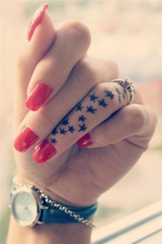 τατουάζ αστέρια δροσερά τατουάζ μοτίβα δάχτυλα