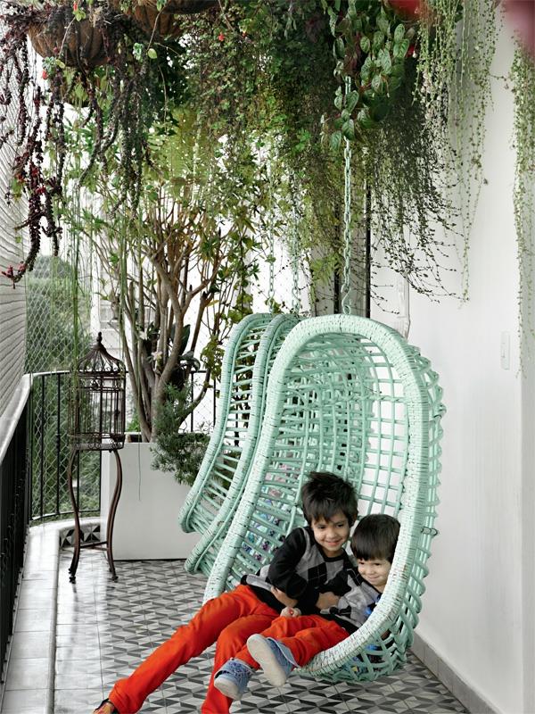 ιδέες σχεδιασμού ταράτσας κρεμαστά φυτά μπαλκόνια φυτά μπαλκόνι έπιπλα κρεμαστά καρέκλα καλαθιού